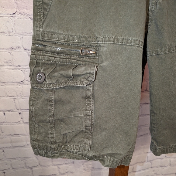 Green Cargo Shorts Sz 29 - Picture 2 of 7
